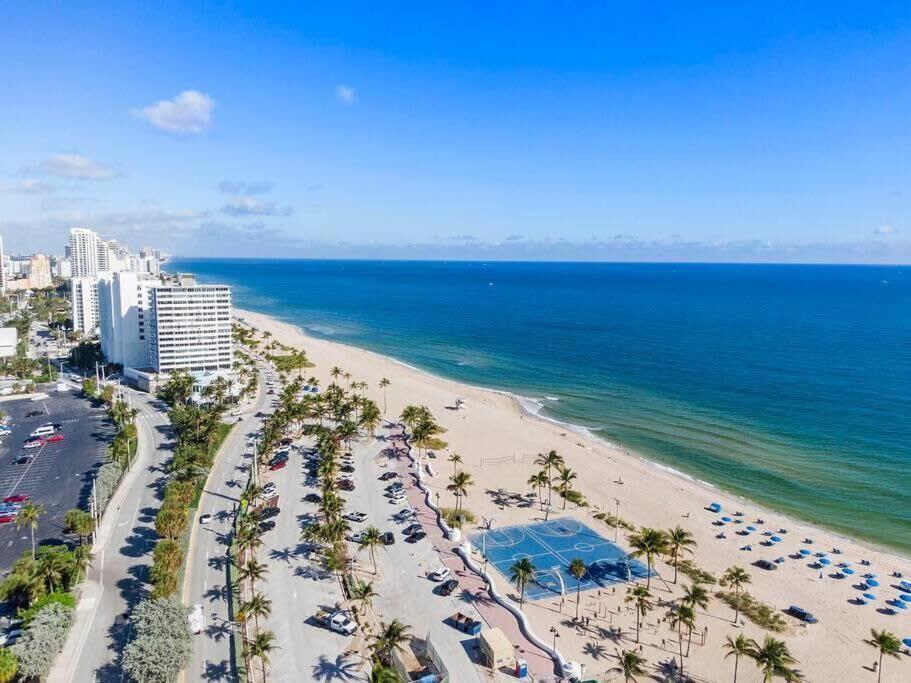 Walk To Las Olas Banyan Room Palm Paradise Inn Fort Lauderdale Exteriér fotografie